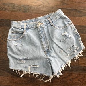 VINTAGE high waisted mom shorts